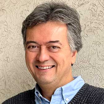 Farm. Gustavo Airaldi